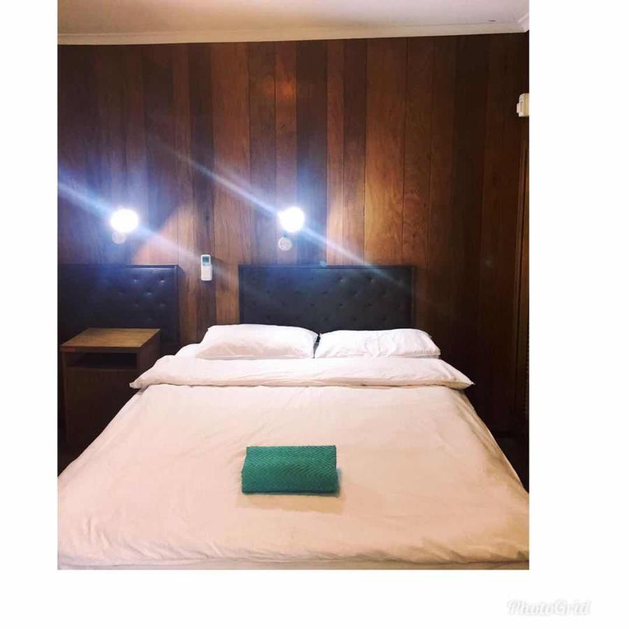 Meekatharra Hotel ภายนอก รูปภาพ